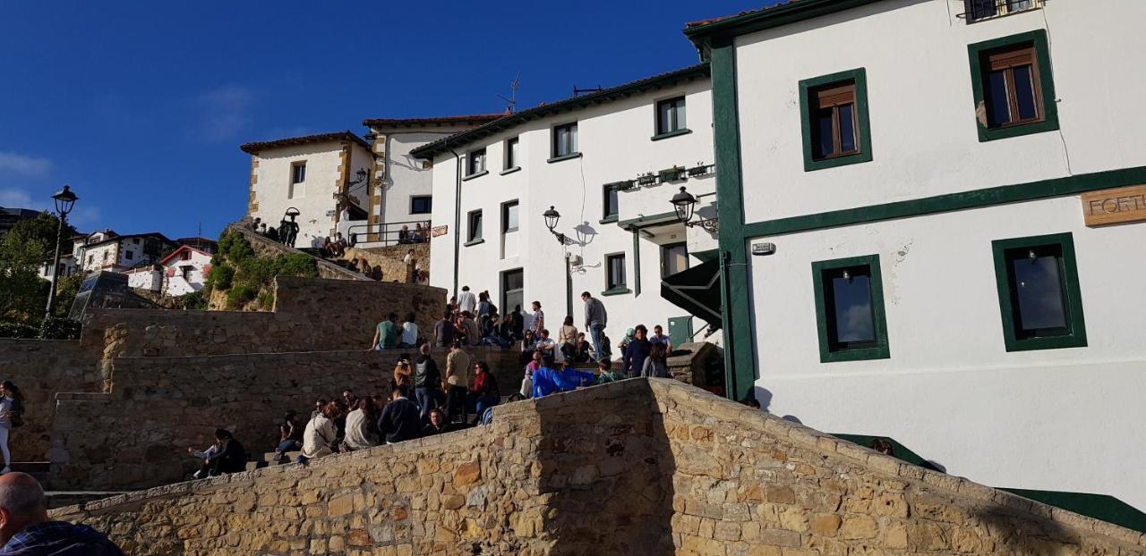 Cozy White Home In Getxo Esterno foto