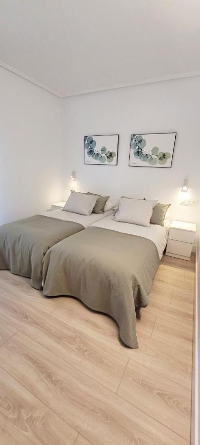 Cozy White Home In Getxo Esterno foto